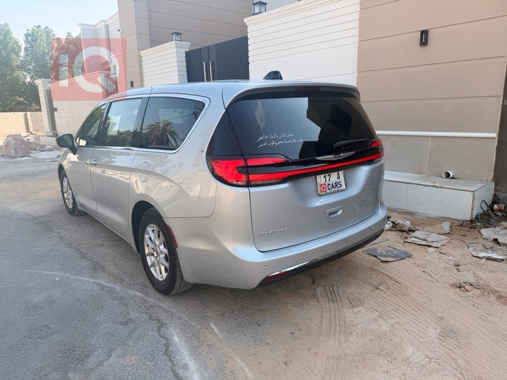 Chrysler Pacifica